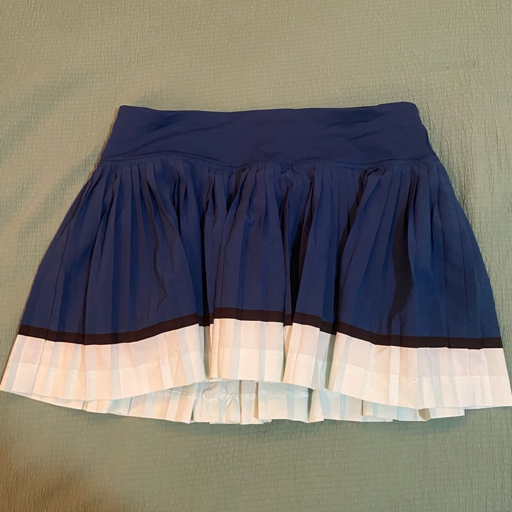 lululemon pleated skort
